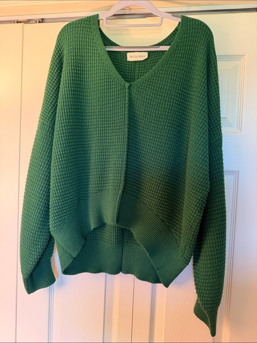 78&Sunny Emerald V-Neck Waffle Knit Sweater